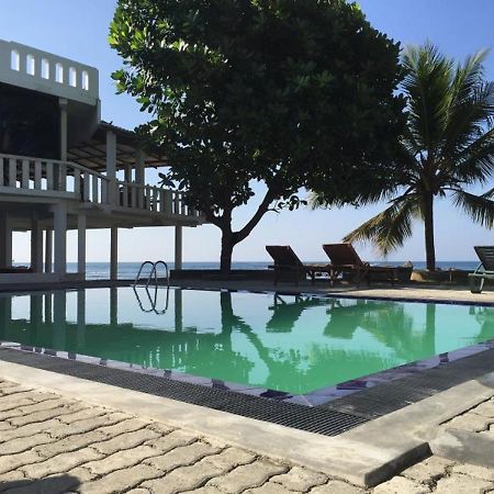Miltons Beach Resort Unawatuna Exterior photo