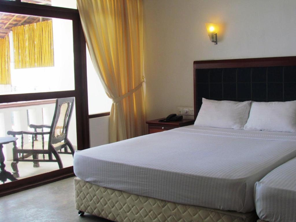 Miltons Beach Resort Unawatuna Exterior photo