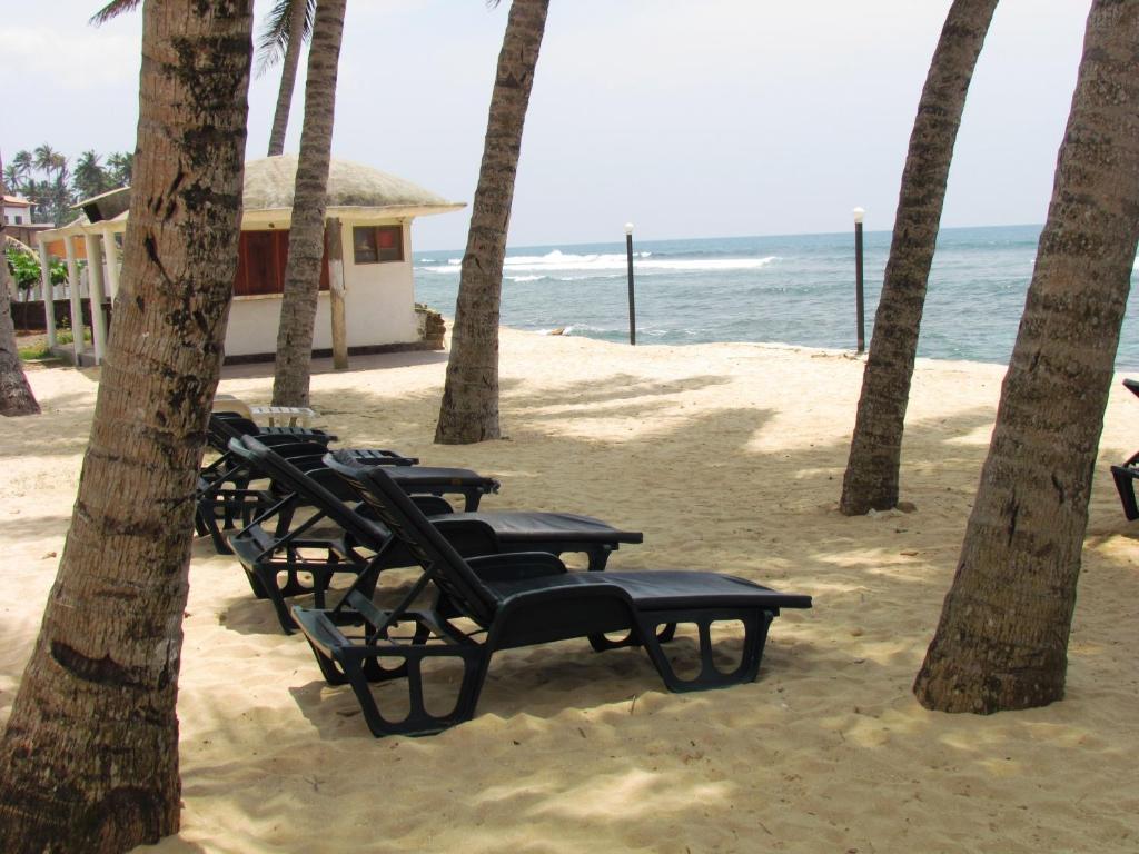 Miltons Beach Resort Unawatuna Exterior photo