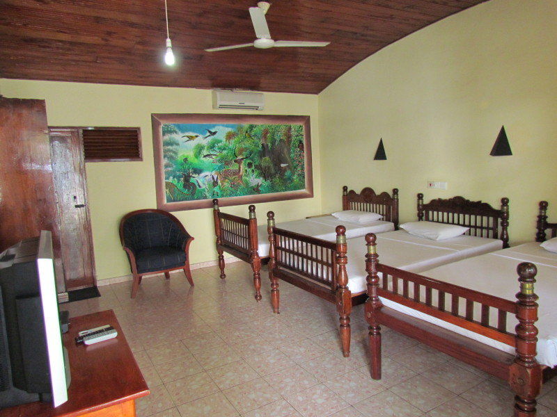 Miltons Beach Resort Unawatuna Exterior photo