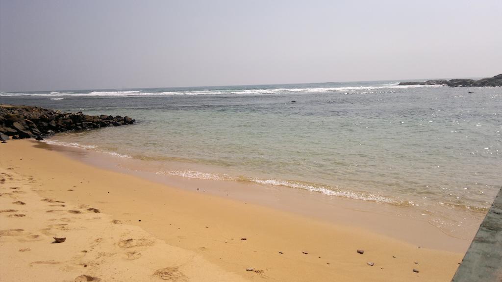 Miltons Beach Resort Unawatuna Exterior photo