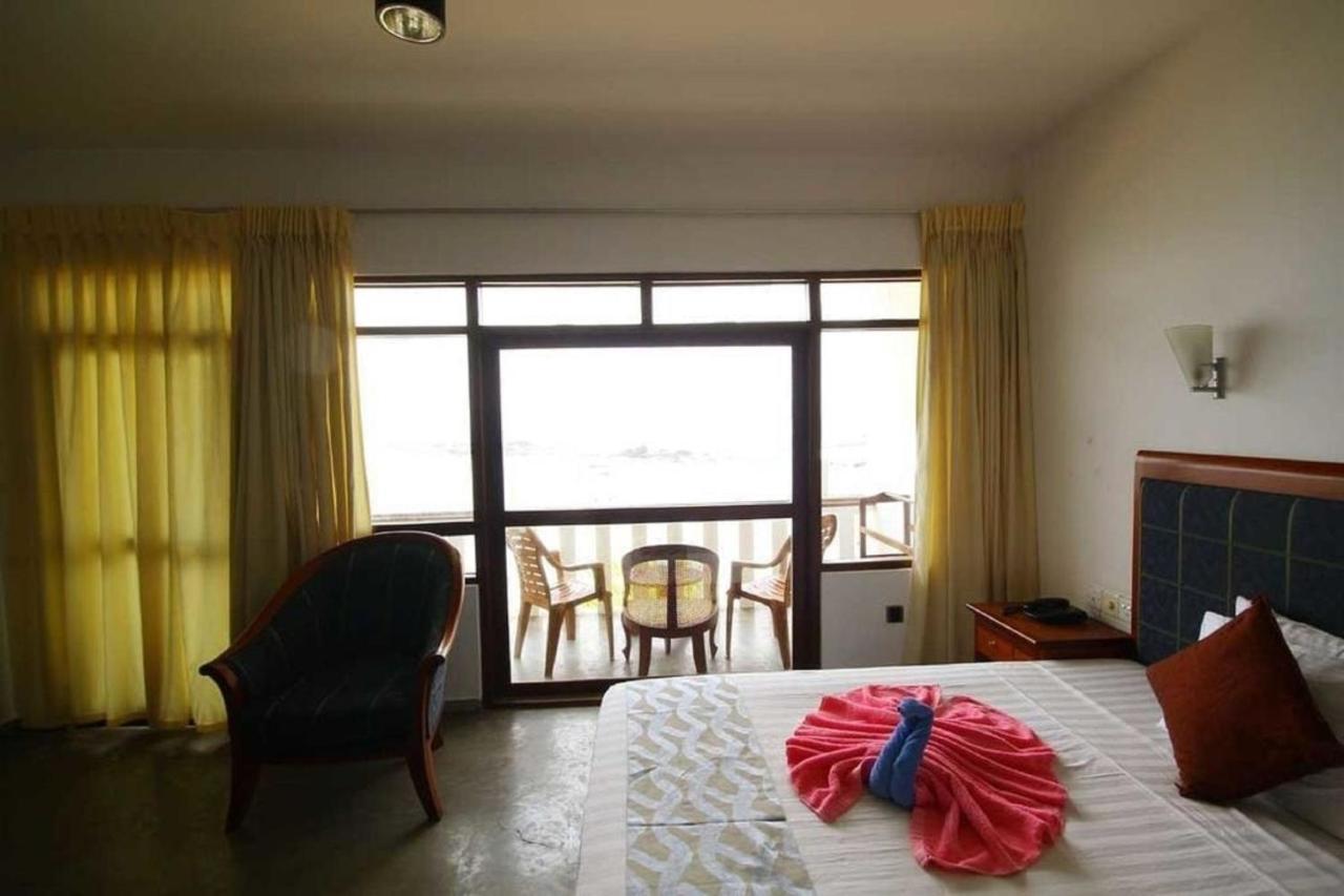 Miltons Beach Resort Unawatuna Exterior photo